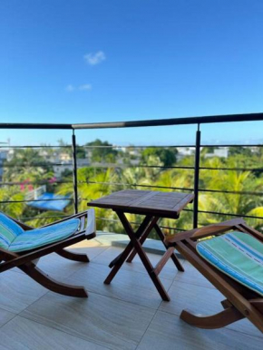 Comfy 2-Bedroom Apt, 10mins Walk to Beach - GBHC5